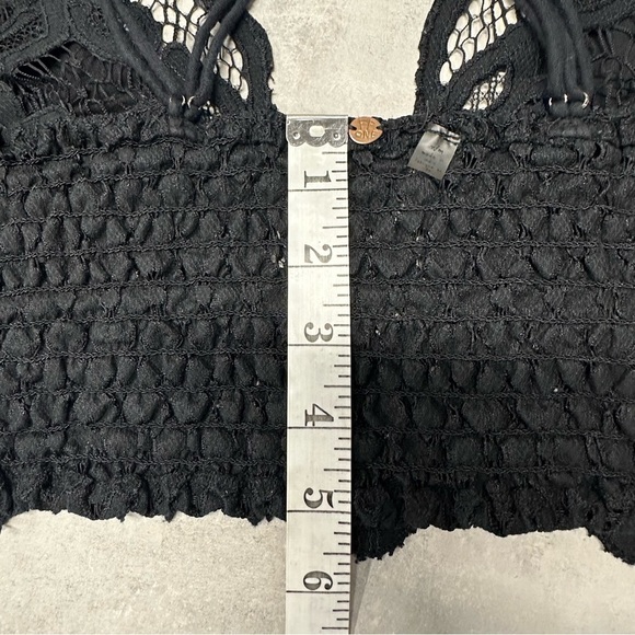 FREE PEOPLE‎ ONE Adella Black Lace Bralette Medium Boho Top Sexy Lightweight - Picture 14 of 15